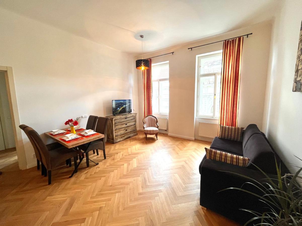 Amazing Apartment Zborovska Prague Exterior photo