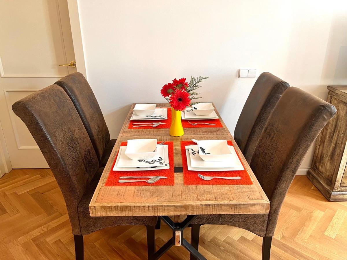 Amazing Apartment Zborovska Prague Exterior photo
