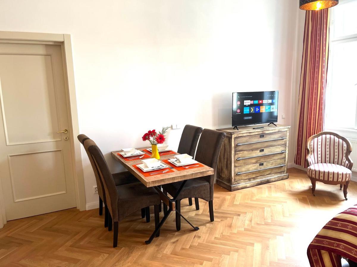 Amazing Apartment Zborovska Prague Exterior photo