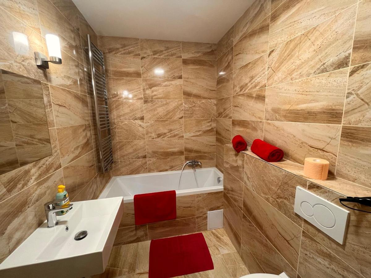 Amazing Apartment Zborovska Prague Exterior photo
