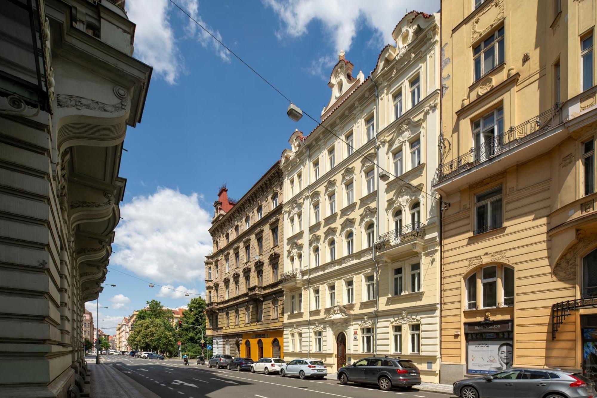 Amazing Apartment Zborovska Prague Exterior photo